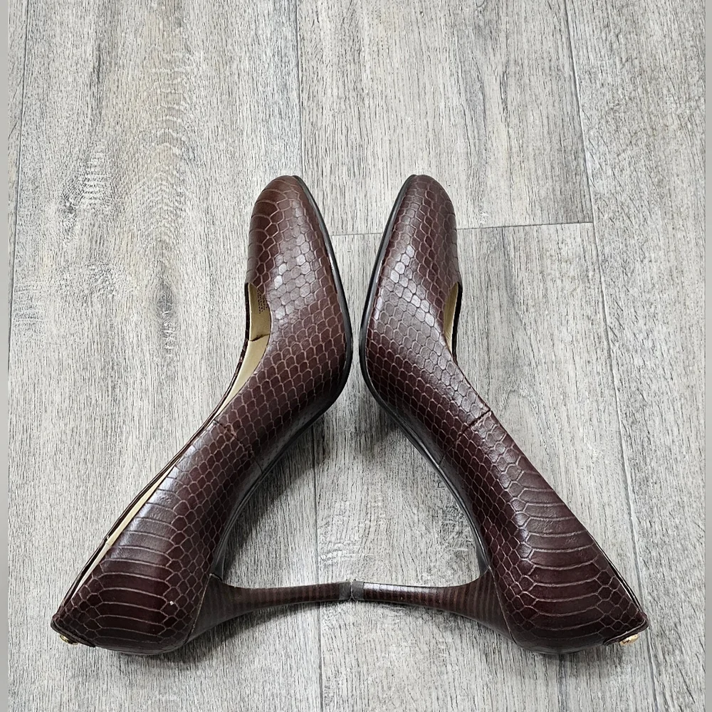 Michael Kors GP14F Brown Snake Skin Heels-Size 5M